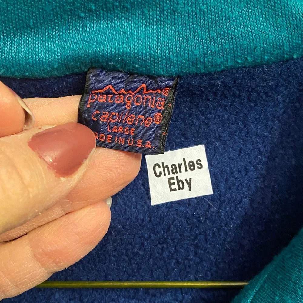 Patagonia Men's Blue and Teal half Zip-Up Sweater